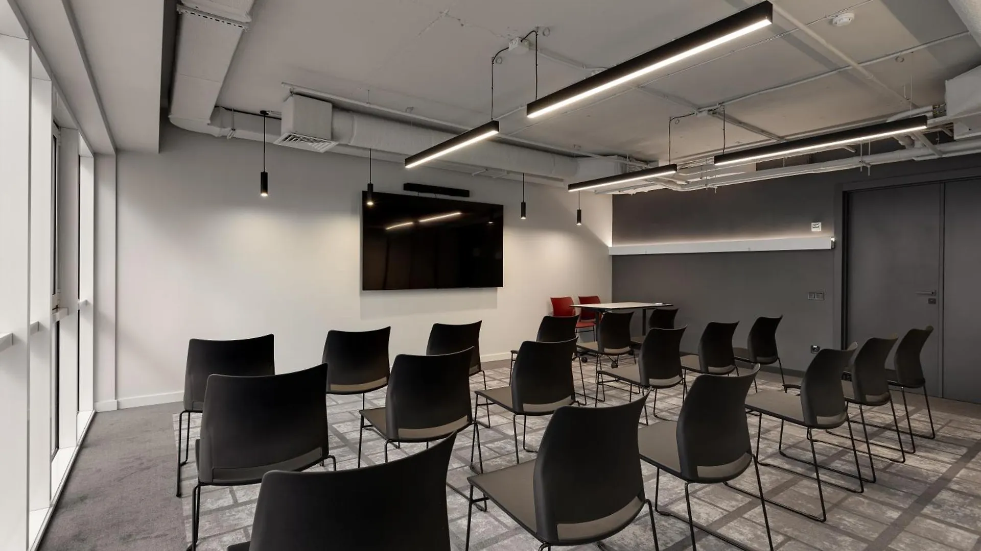 Ibis Kyiv Beresteiska
