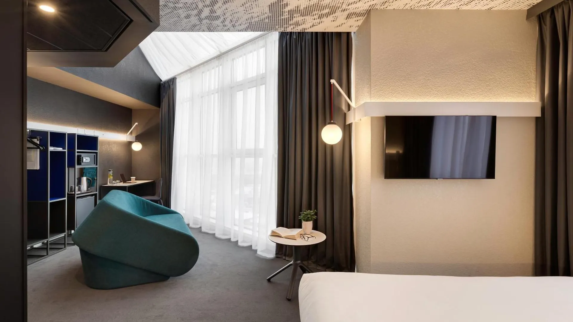 Ibis Kyiv Beresteiska Hotel