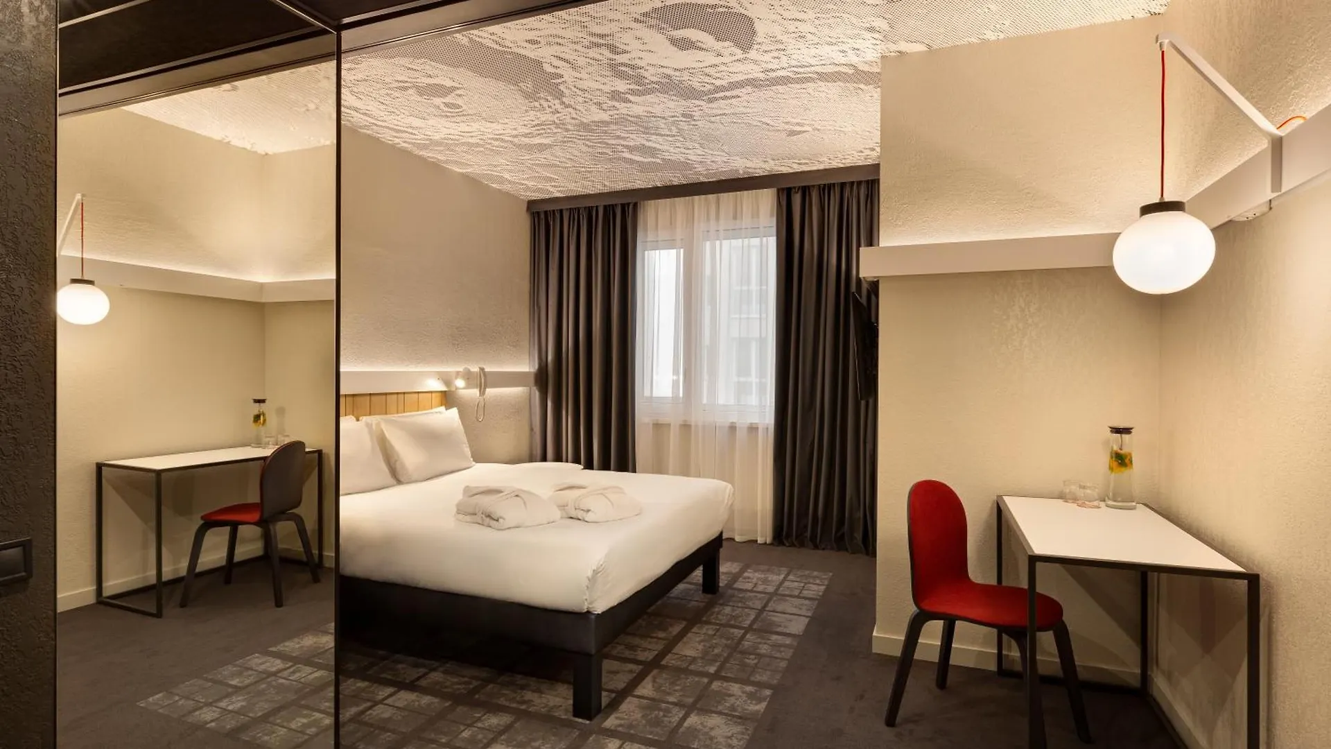 Ibis Kyiv Beresteiska 3*,