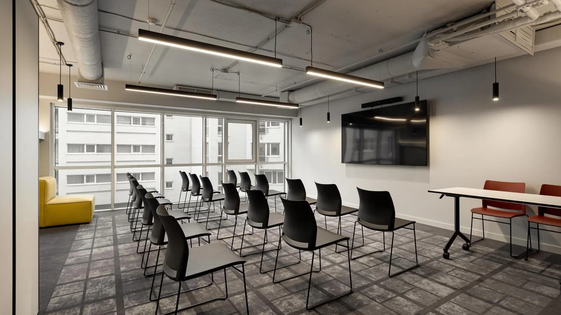 Ibis Kyiv Beresteiska