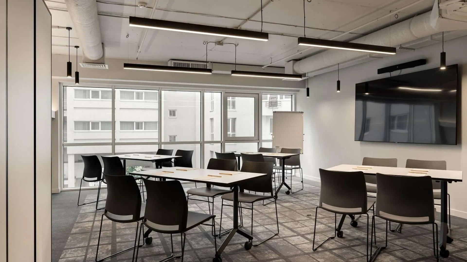 Ibis Kyiv Beresteiska