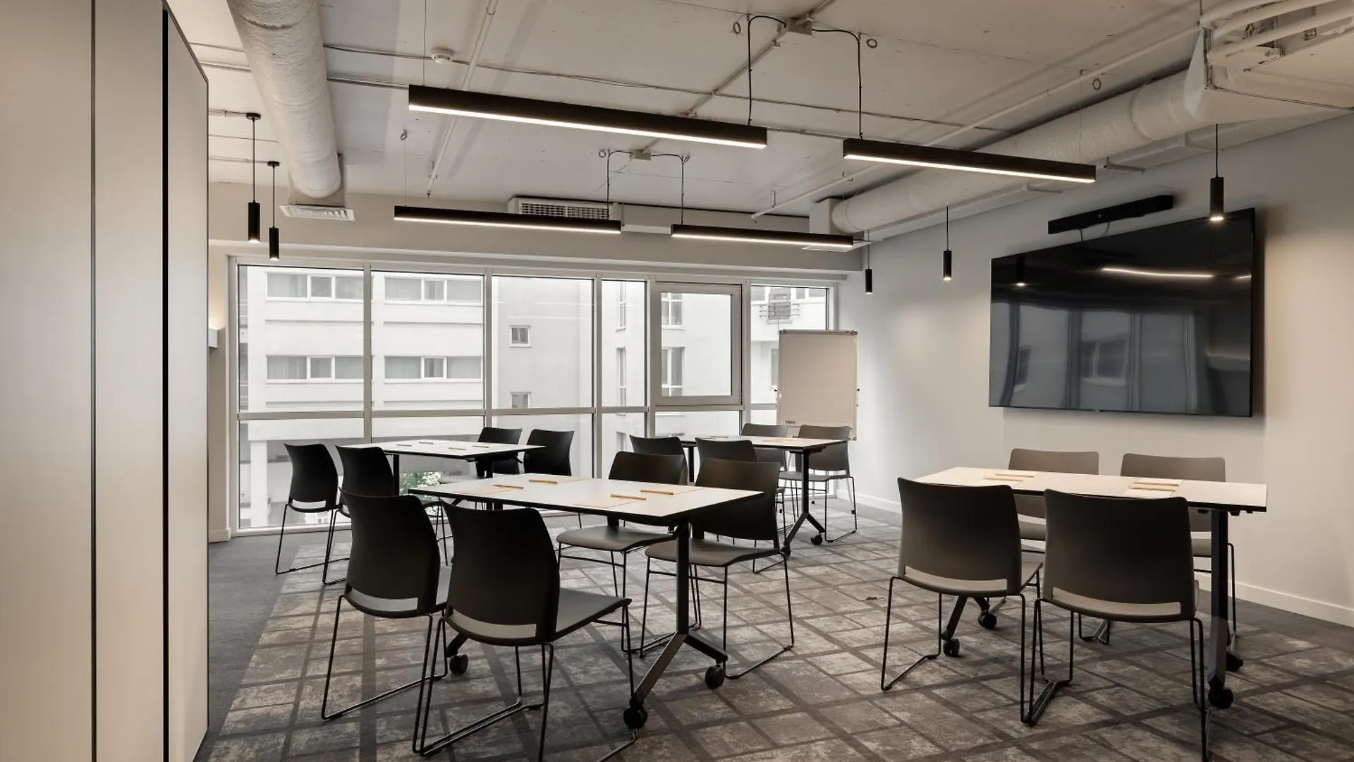 Ibis Kyiv Beresteiska