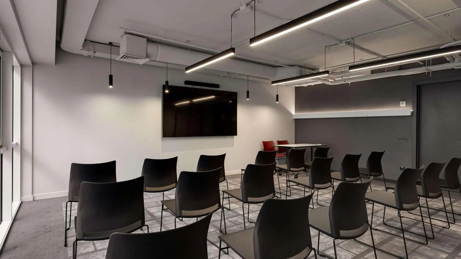 Ibis Kyiv Beresteiska 3*,  우크라이나